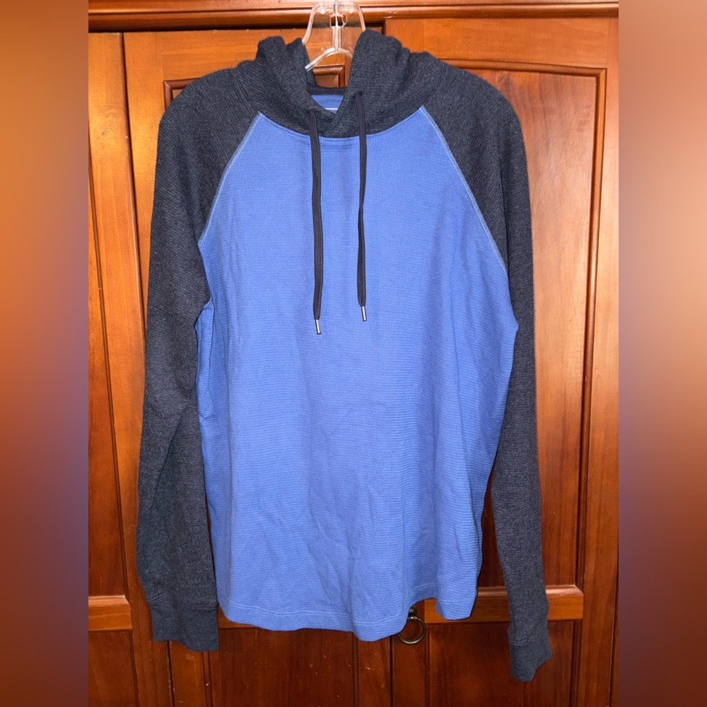 American Eagle Outfitters Blue with Navy Blue Sleeved Hoodie #1455